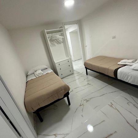 San Matteo House Apartment เนเปิลส์ ภายนอก รูปภาพ