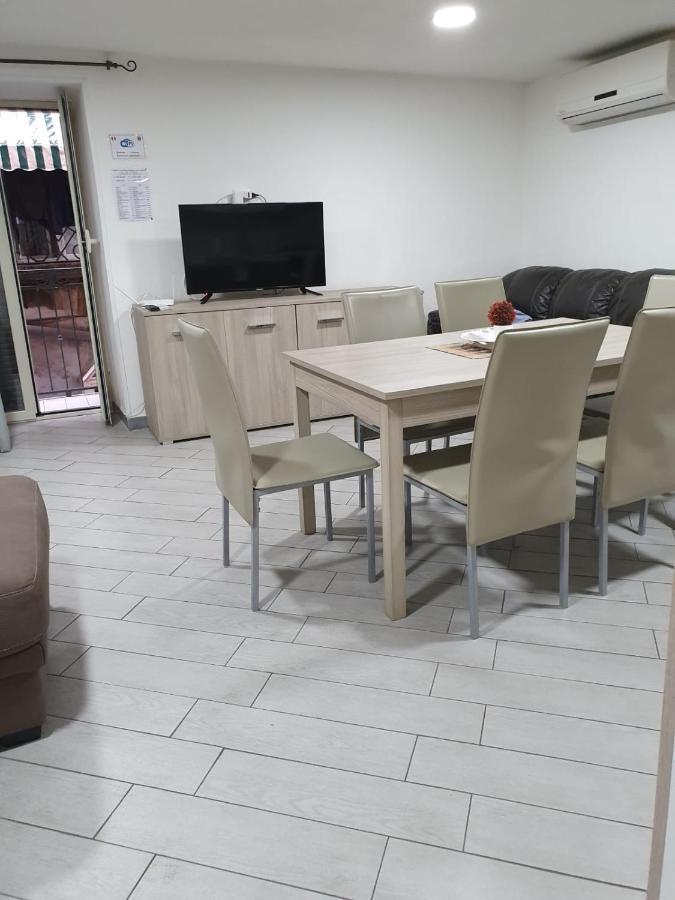 San Matteo House Apartment เนเปิลส์ ภายนอก รูปภาพ