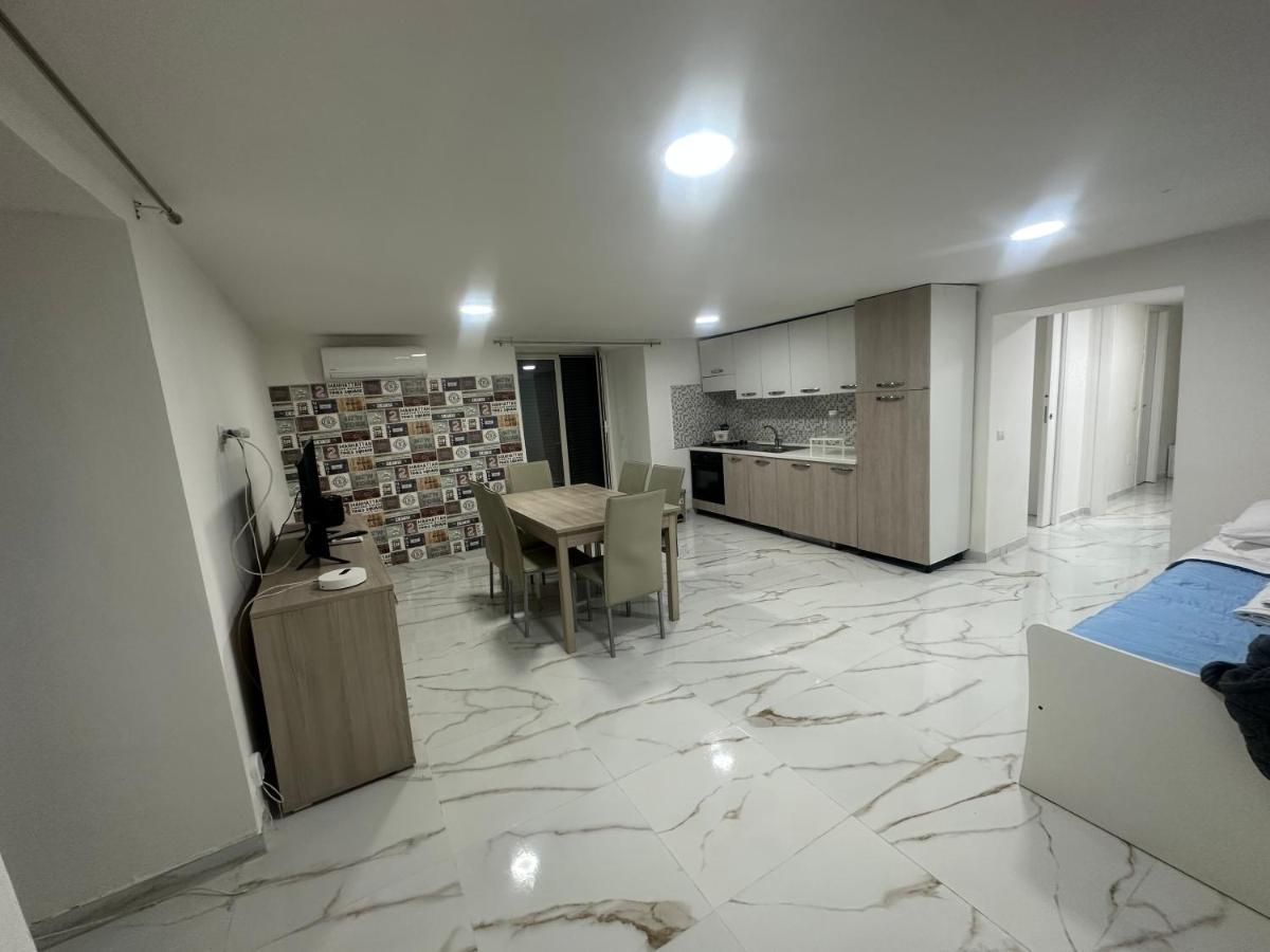 San Matteo House Apartment เนเปิลส์ ภายนอก รูปภาพ