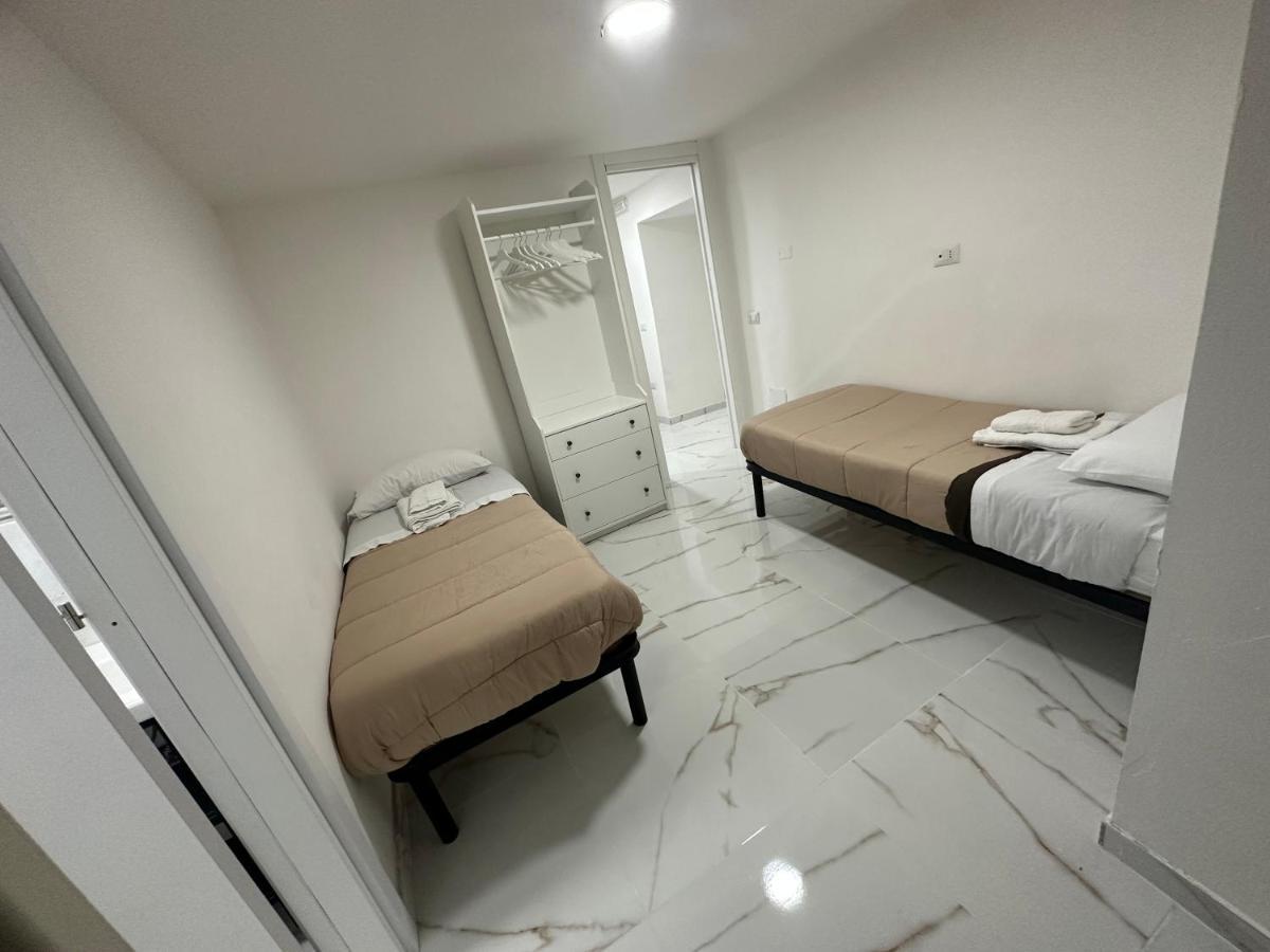 San Matteo House Apartment เนเปิลส์ ภายนอก รูปภาพ